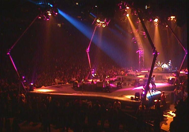 Photo gallery from the gig in Buffalo, NY shot on March 25, 1997